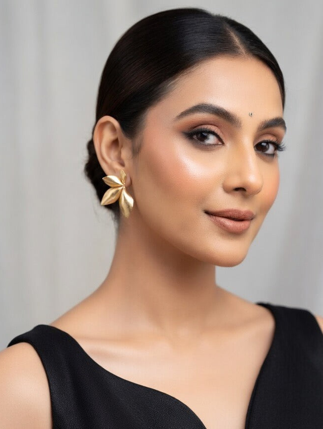 Elegant Golden Floral Earrings – Minimal Luxury Look