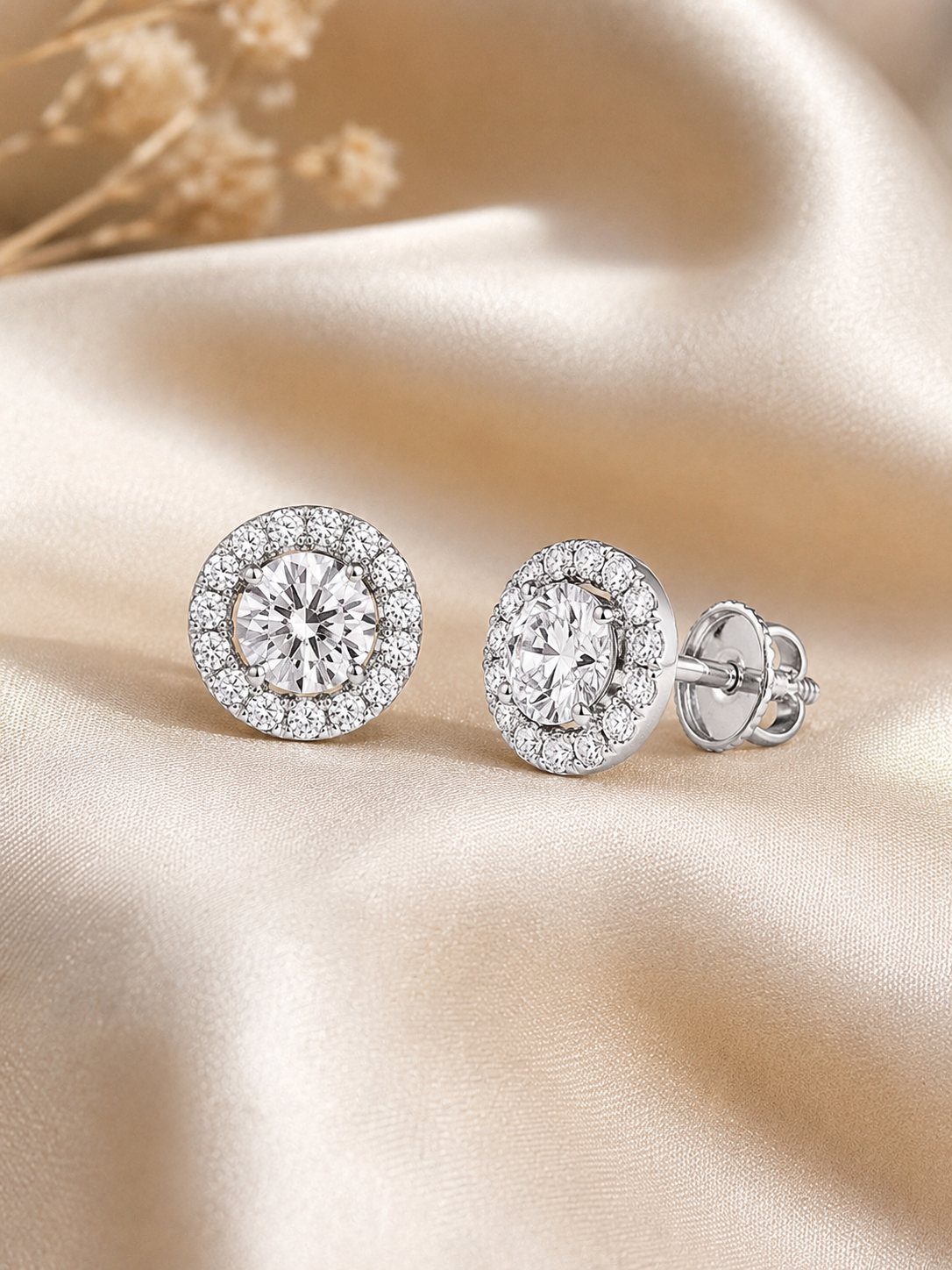 Elvion Halo Sparkle Round Stud Earrings – Timeless Everyday Elegance