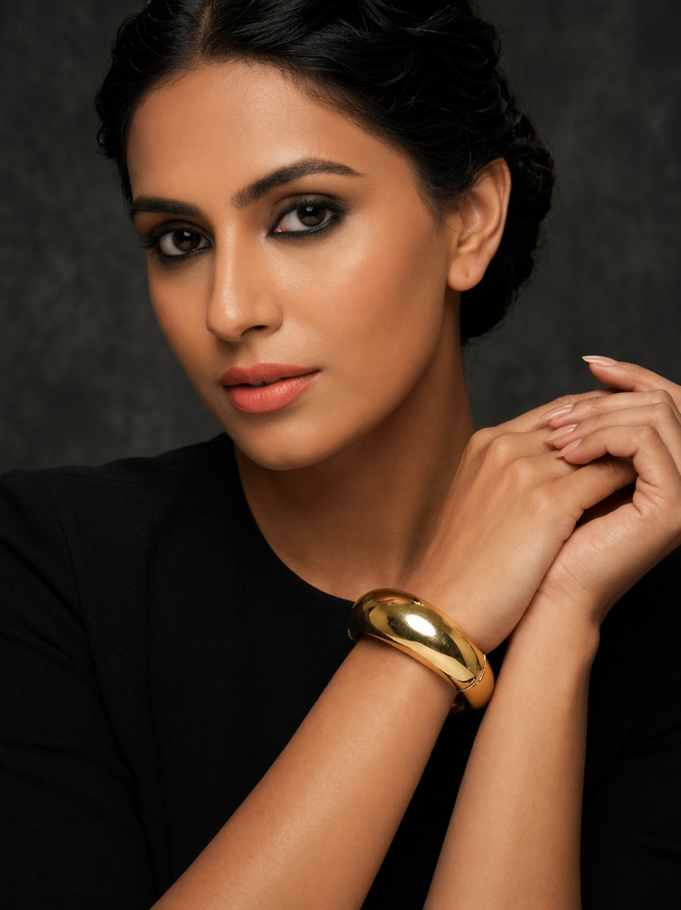 Minimal Gold Dome bracelet – Sleek Modern Statement