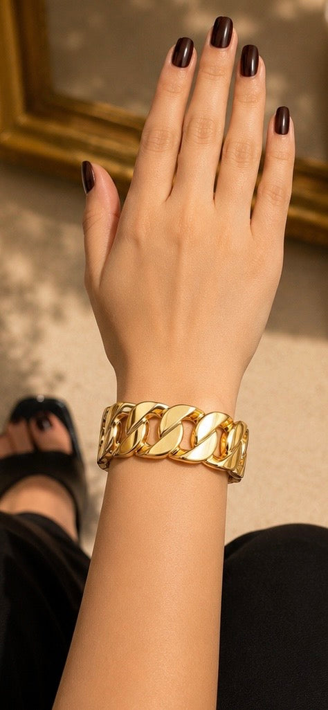 Elvion Luxe Cuban Link Bracelet – Premium 18K Gold Plated Statement Bracelet for Women