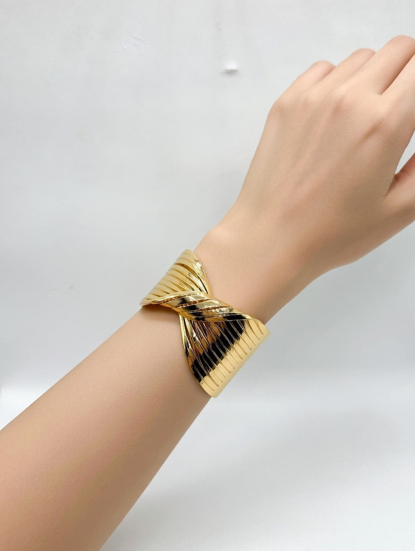 Golden bracelet
