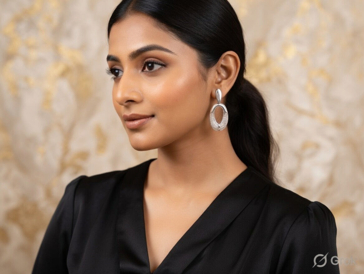 Silver Oval Halo Earrings – Contemporary Elegance
