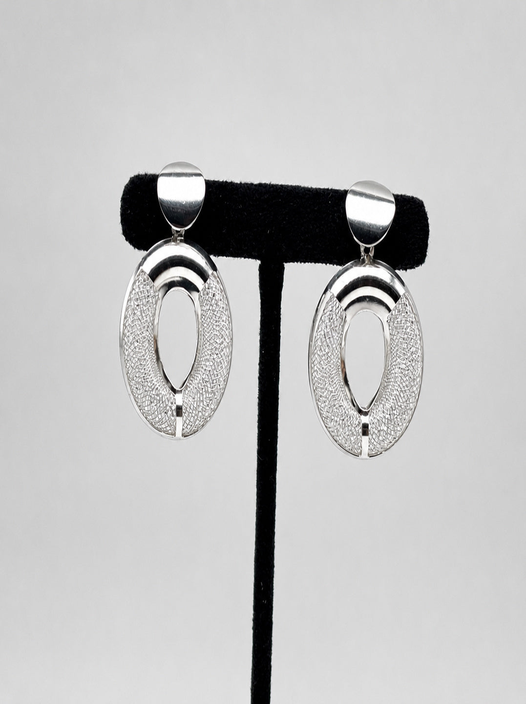 Timeless Elegance with Elvion ✨