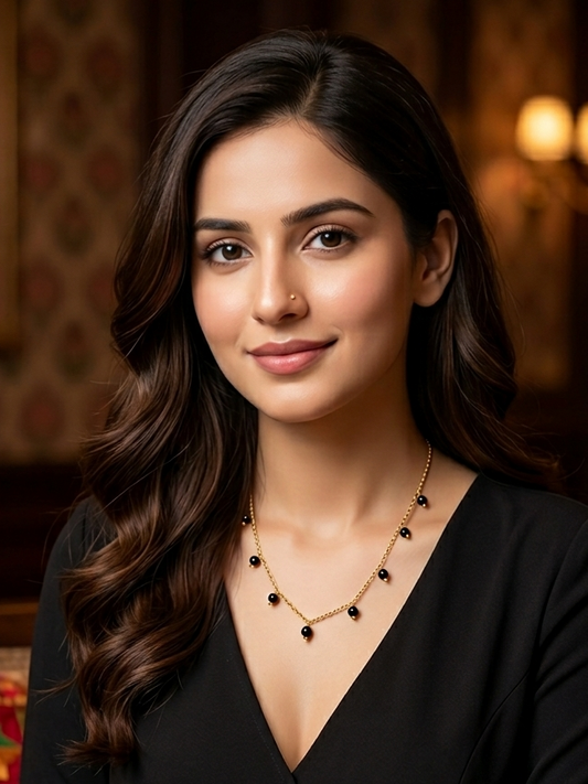 Minimal Black Bead Gold Necklace – Subtle Everyday Elegance