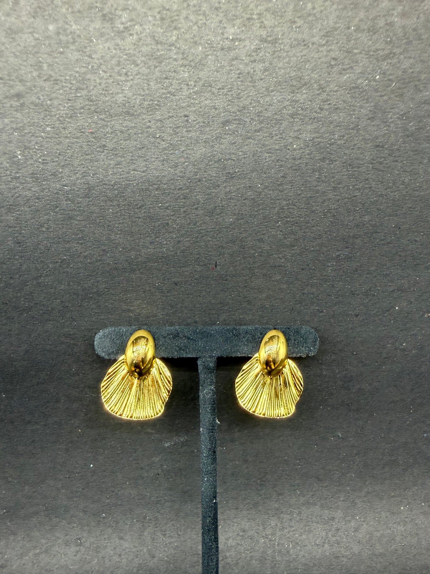 Elegant Textured Gold Fan Drop Earrings