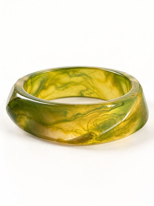 ELVION Olive Marbled Bangle — Product on white