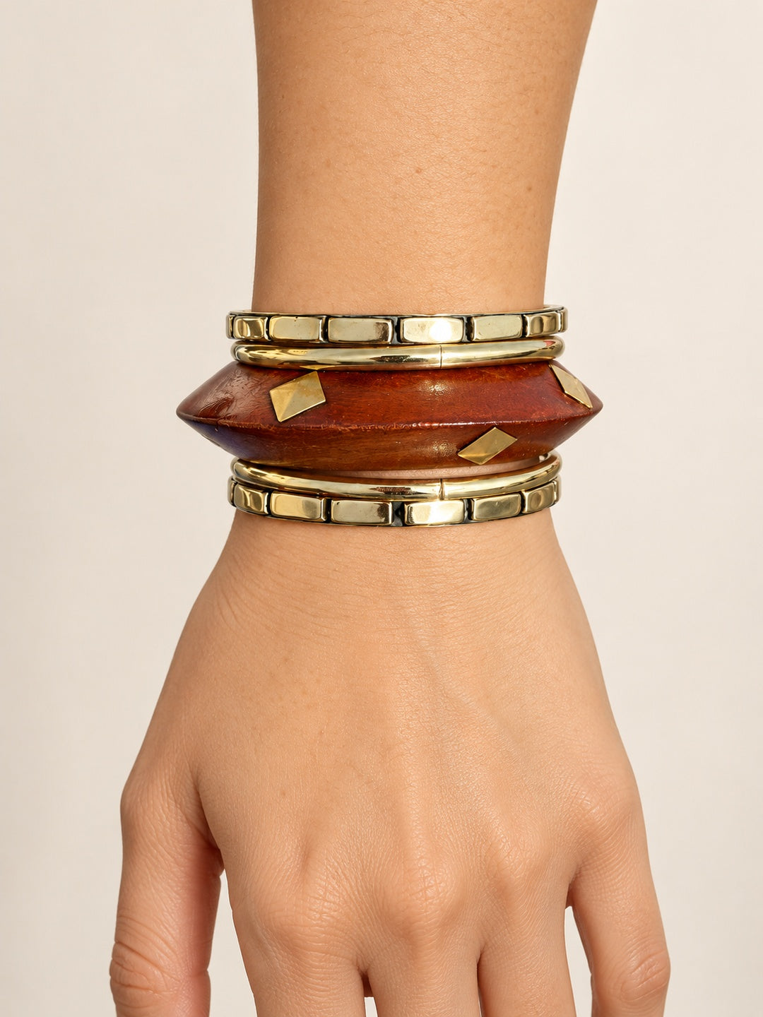 ELVION Brown Geometric Bangle Set — Close-up detail
