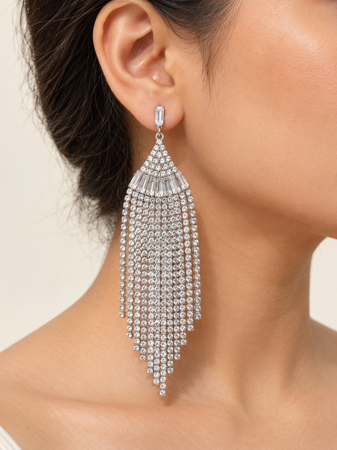ELVION Silver Fan Fringe Earrings — Close-up detail