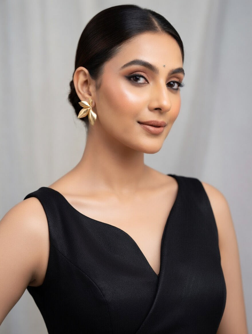 Elegant Golden Floral Earrings – Minimal Luxury Look