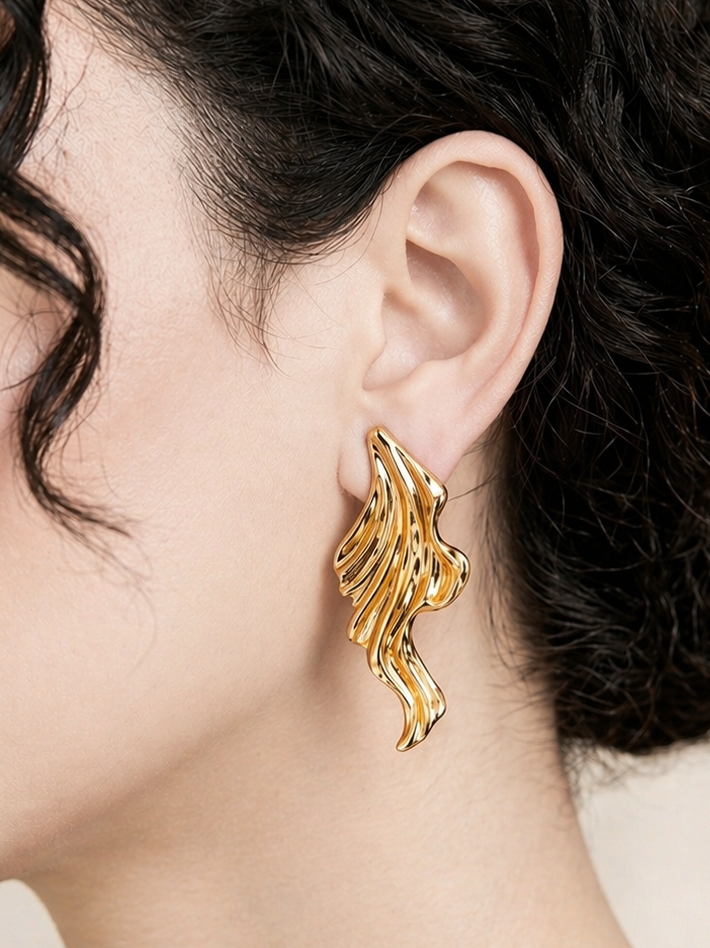 Elegant Sculpted Wave Gold Earrings