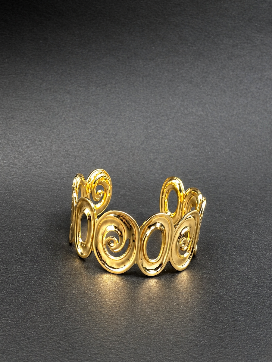 Golden Spiral Statement Bracelet for Women – Elegant Luxury Cuff Bracelet ￼