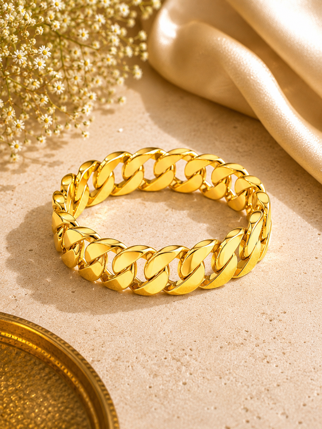 Elvion Luxe Cuban Link Bracelet – Premium 18K Gold Plated Statement Bracelet for Women