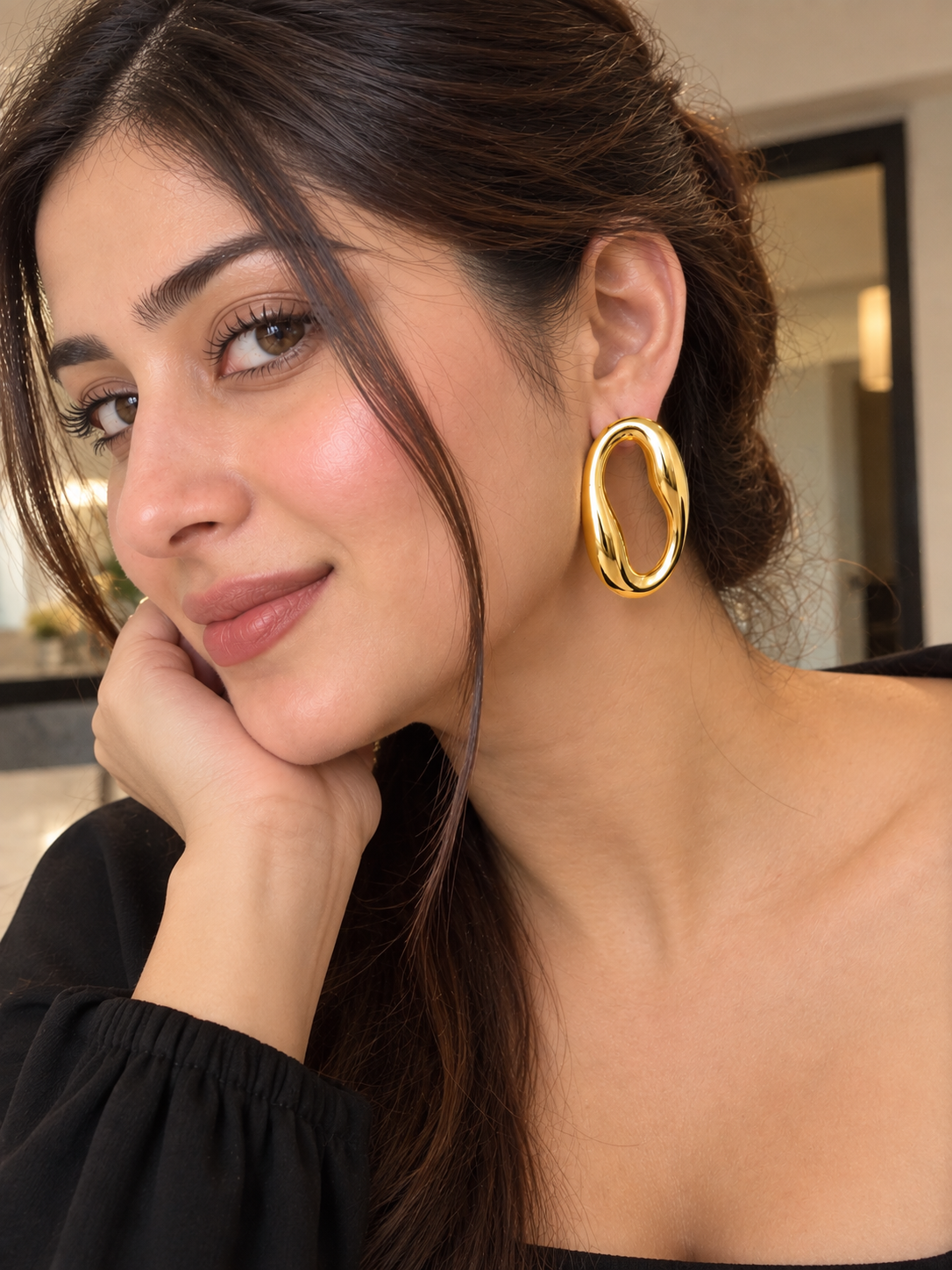 Elegant Oval Hollow Glossy Gold Statement Earrings