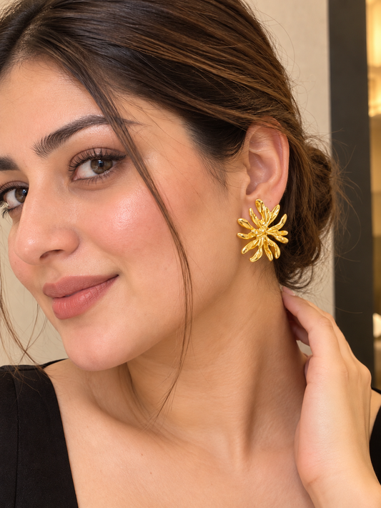 Elegant Floral Burst Gold Statement Earrings