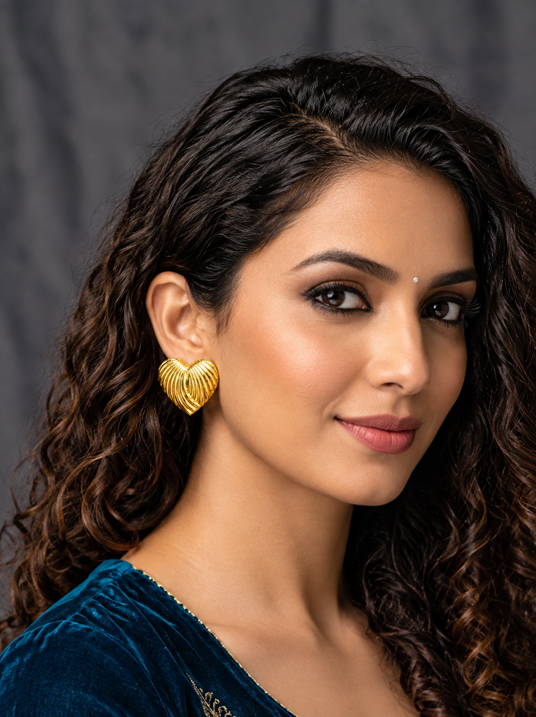 Elegant Textured Heart Gold Stud Earrings
