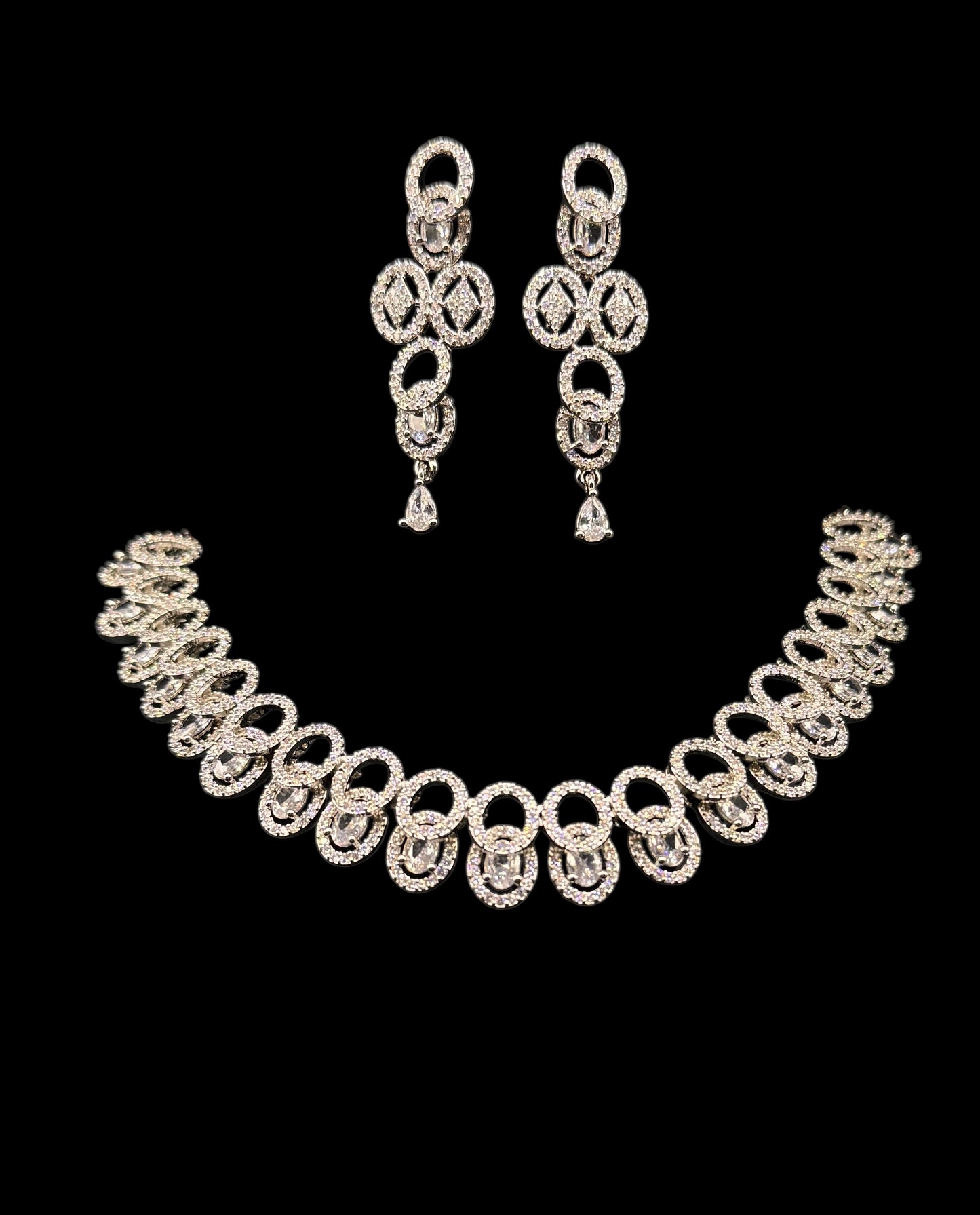 Shiny Loops Necklace And Earrings