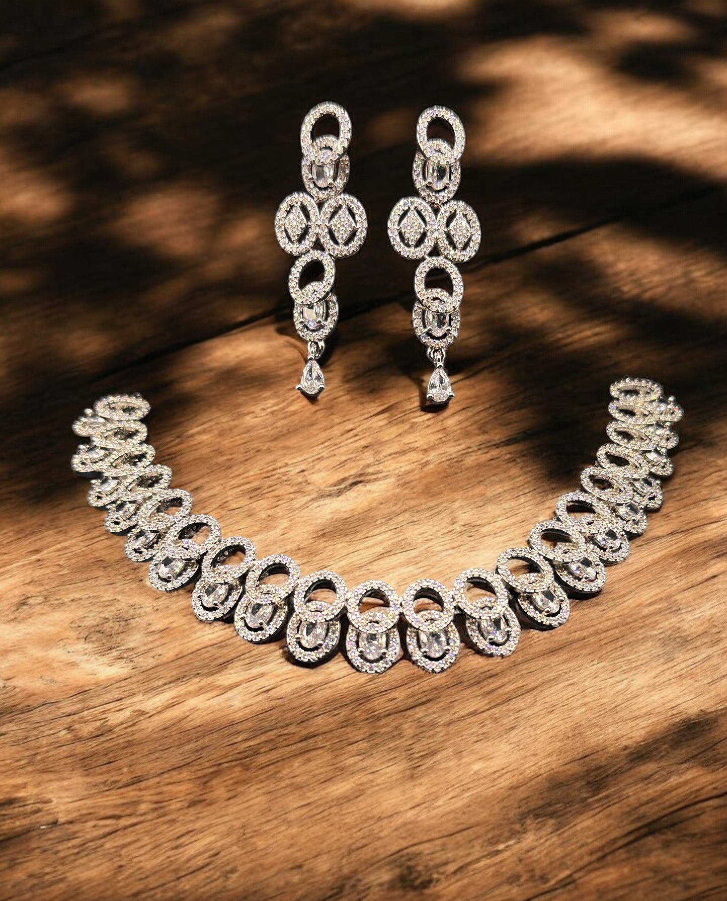 Shiny Loops Necklace And Earrings